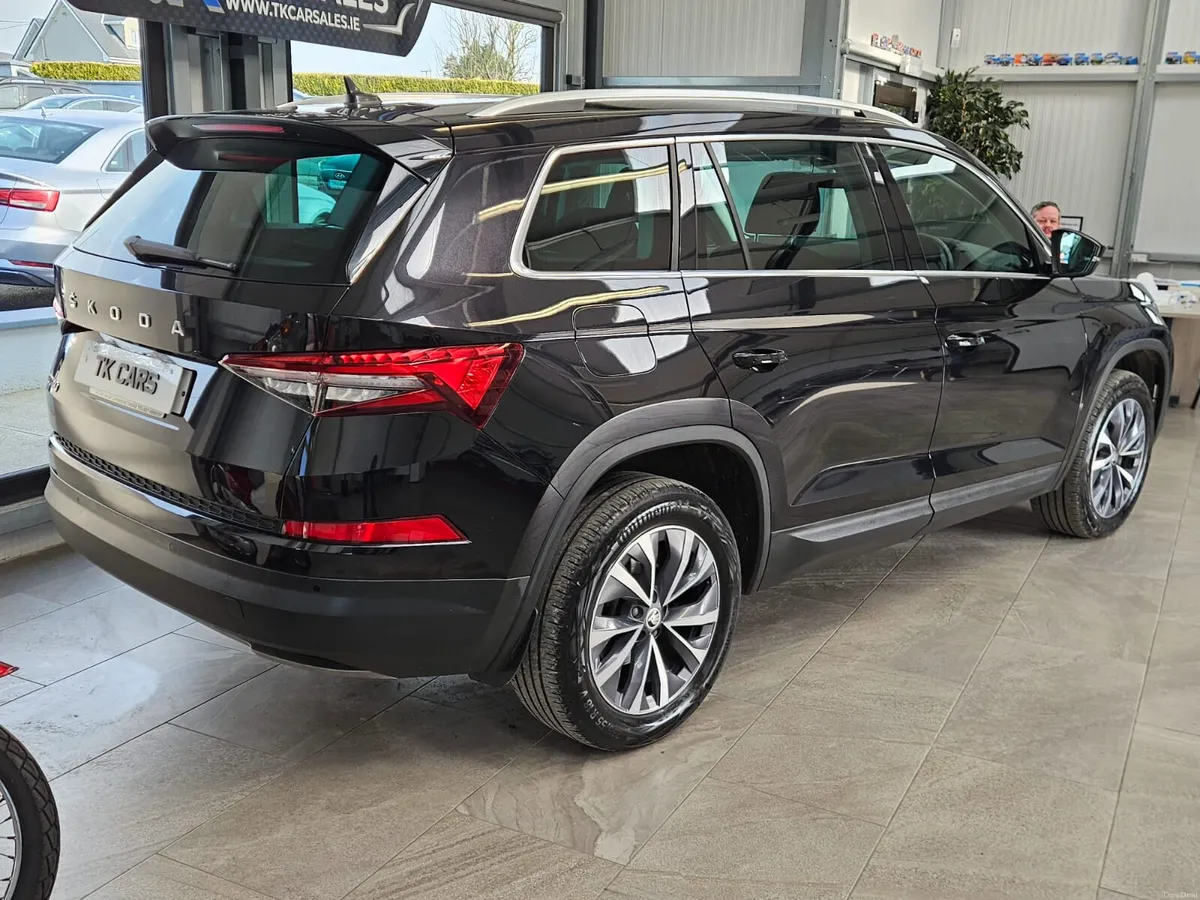 231 SKODA KODIAQ AMBITION AUTOMATIC - Image 2