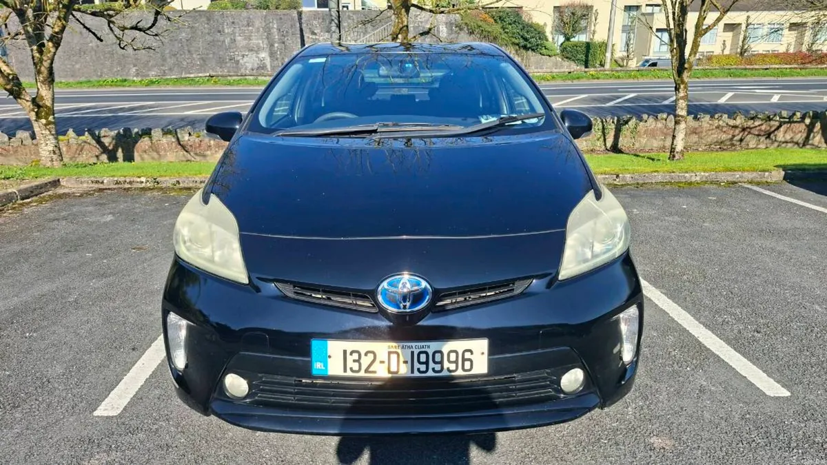 131 toyota prius hybrid - Image 3