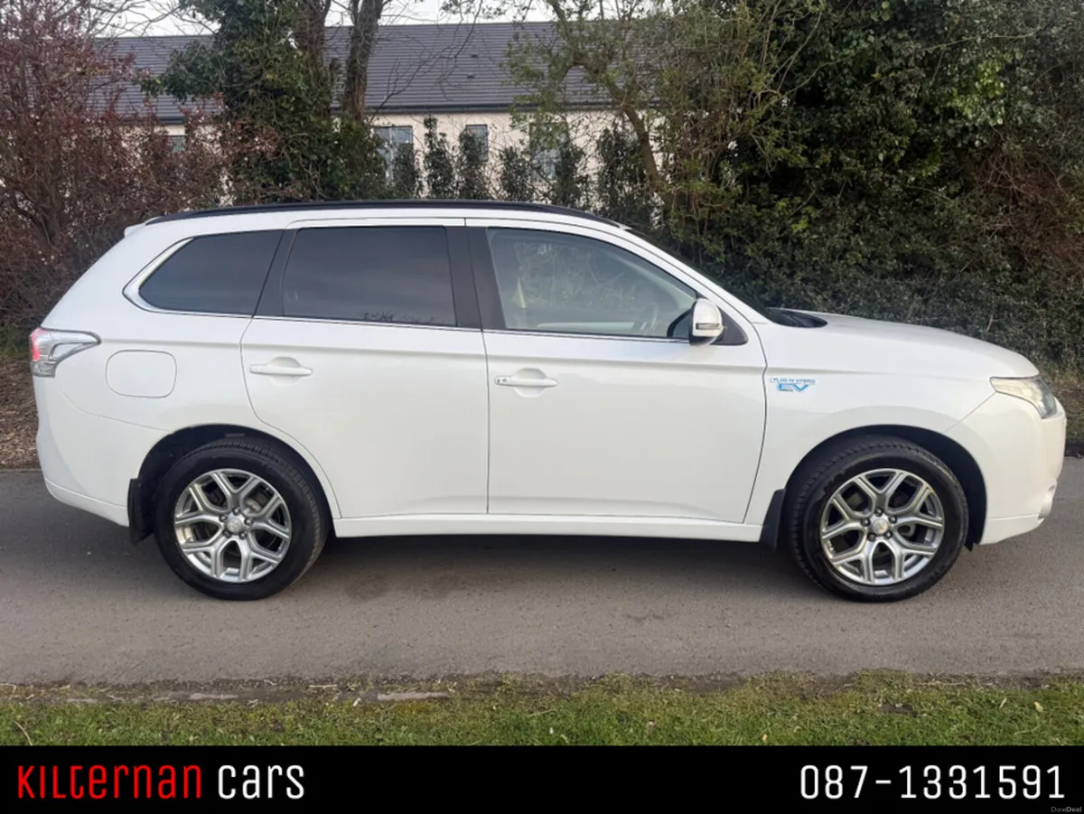 Mitsubishi Outlander 2.0 GX4H PHEV 160BHP 5DR AUTO - Image 2