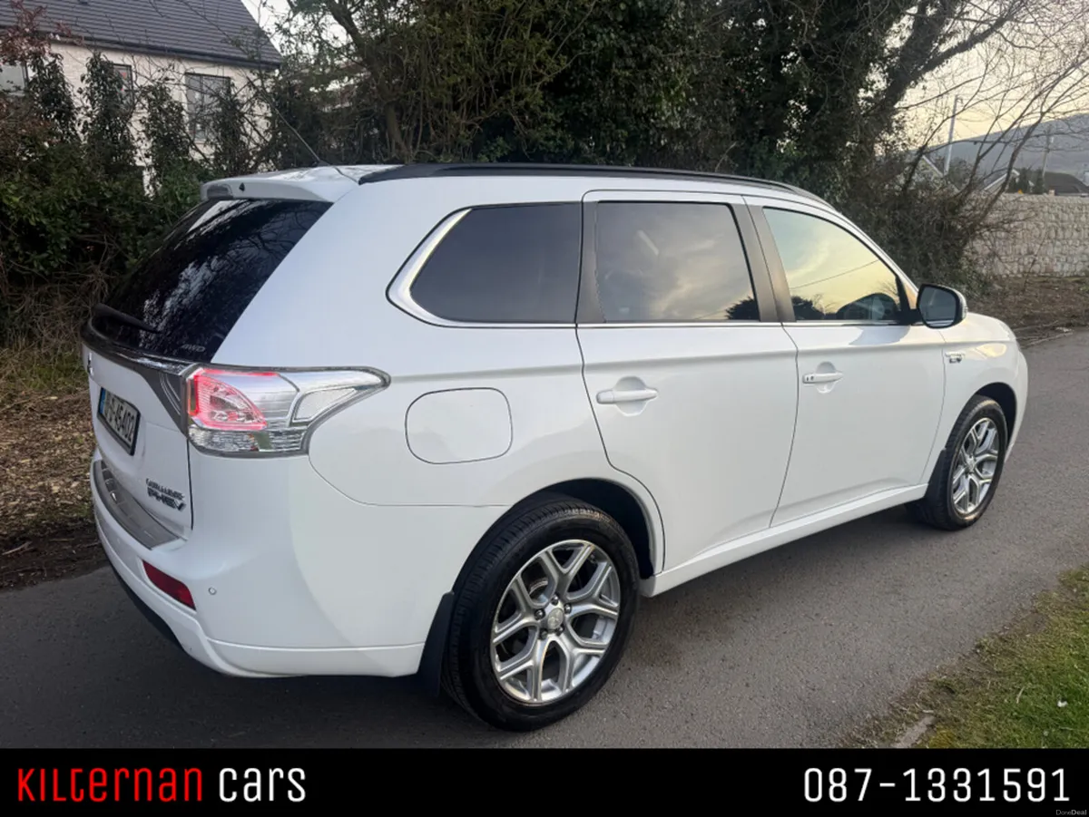 Mitsubishi Outlander 2.0 GX4H PHEV 160BHP 5DR AUTO - Image 3