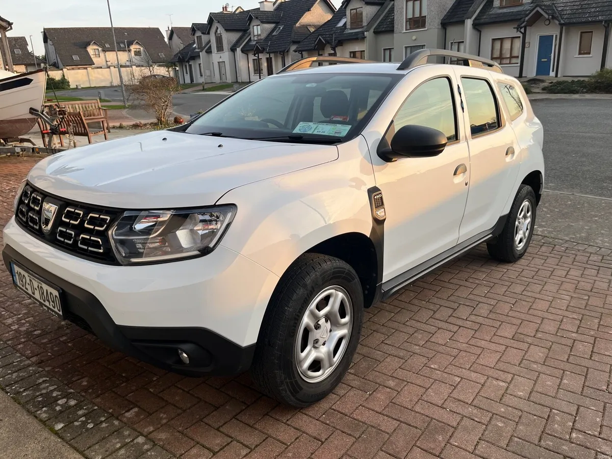 Dacia Duster Essential SCE 115 4WD - Image 3