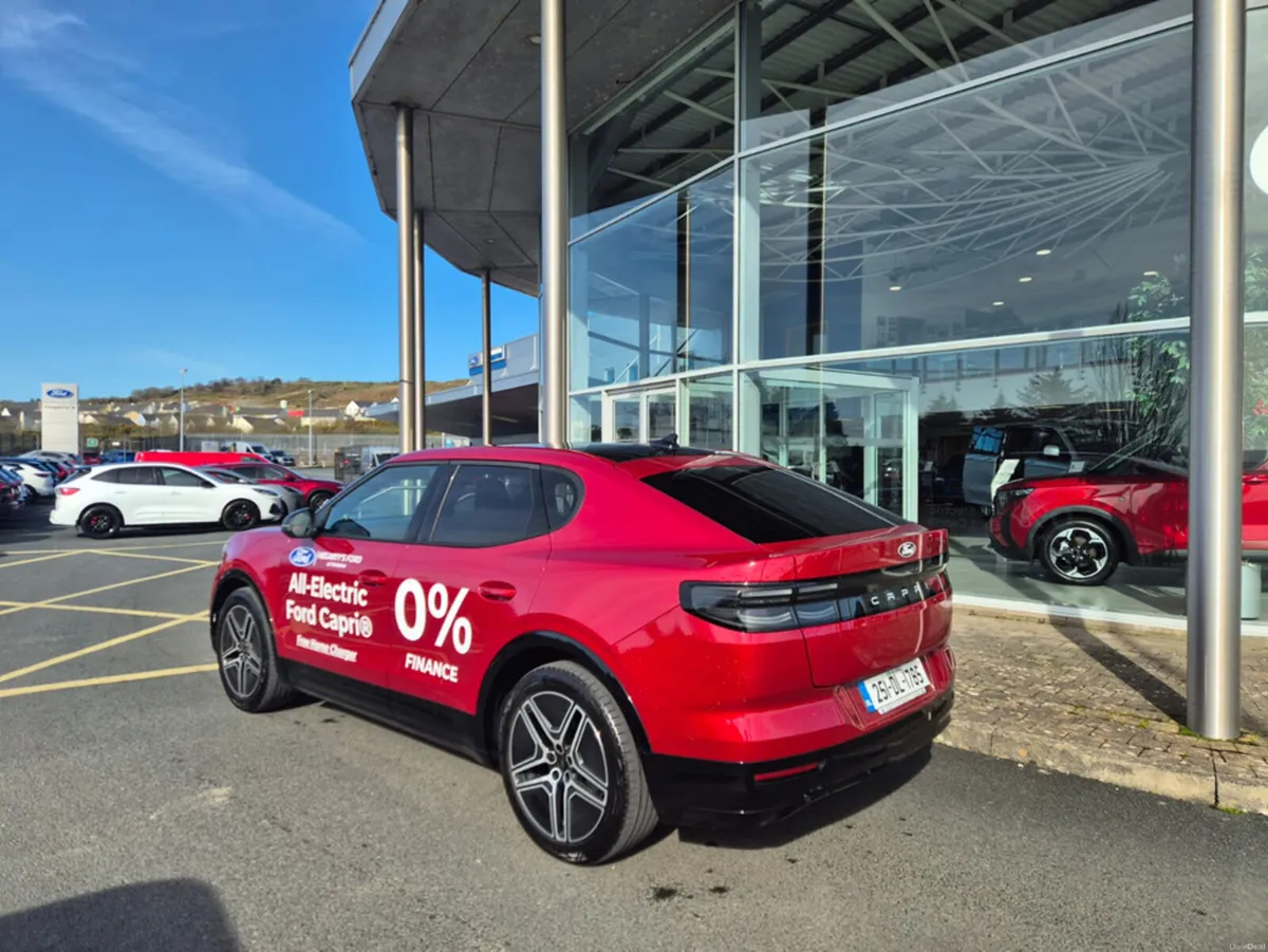 Ford Capri PREMIUM 77KWH EXT RANGE - Image 3