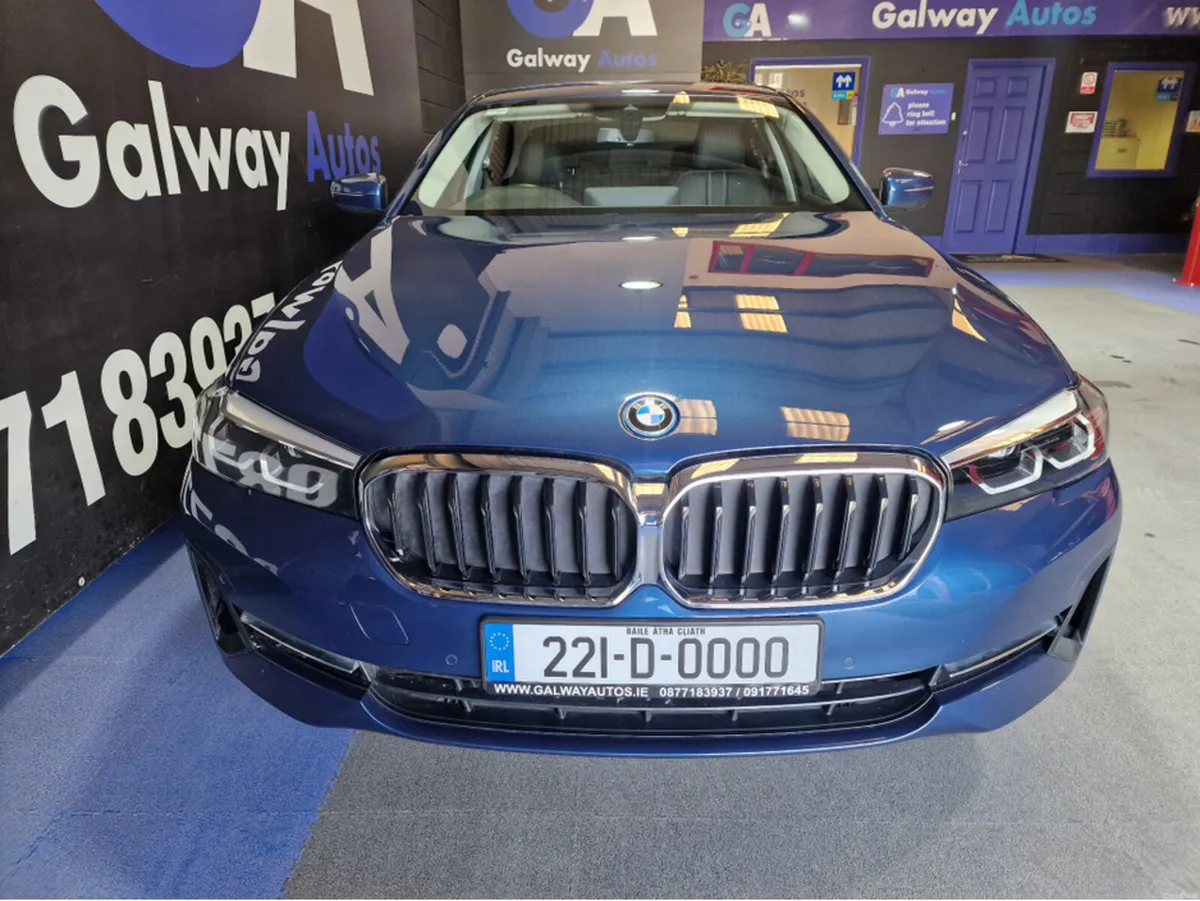BMW 5-Series SE AUTO PHEV 292BHP **SAT NAV REVERSI - Image 3