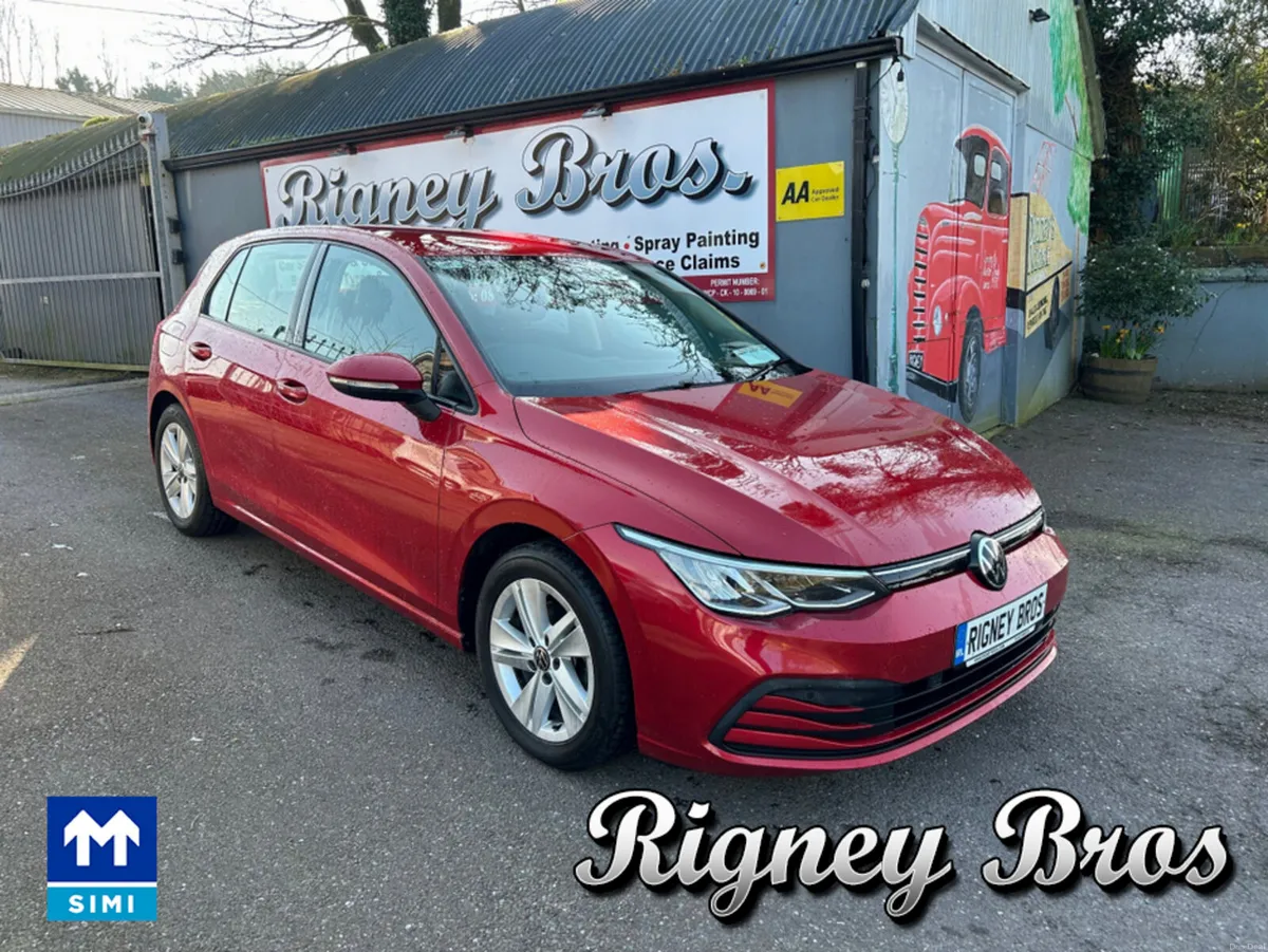 Volkswagen Golf LIFE TSI - Image 1