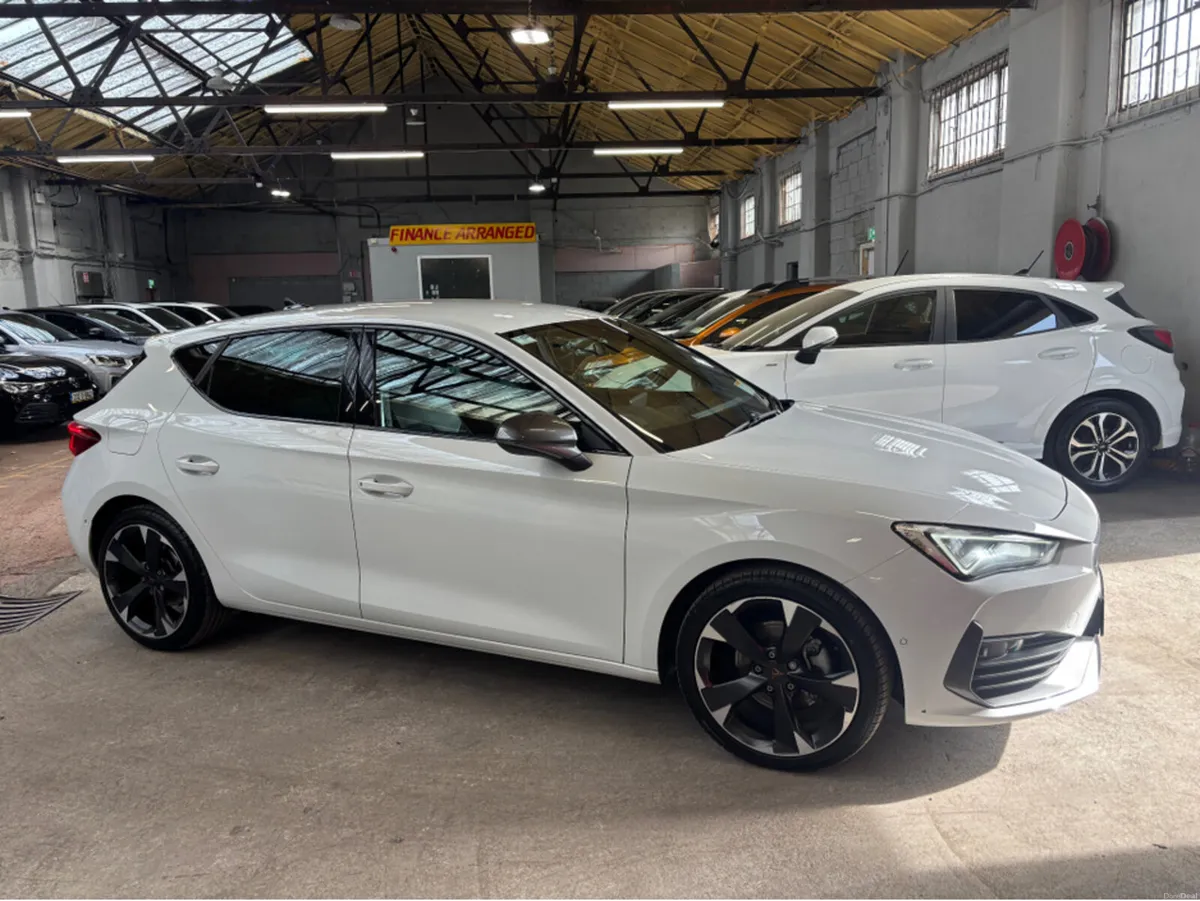 Cupra Leon 1.5 ETSI 150HP DSG 5DR AUTO - Image 1