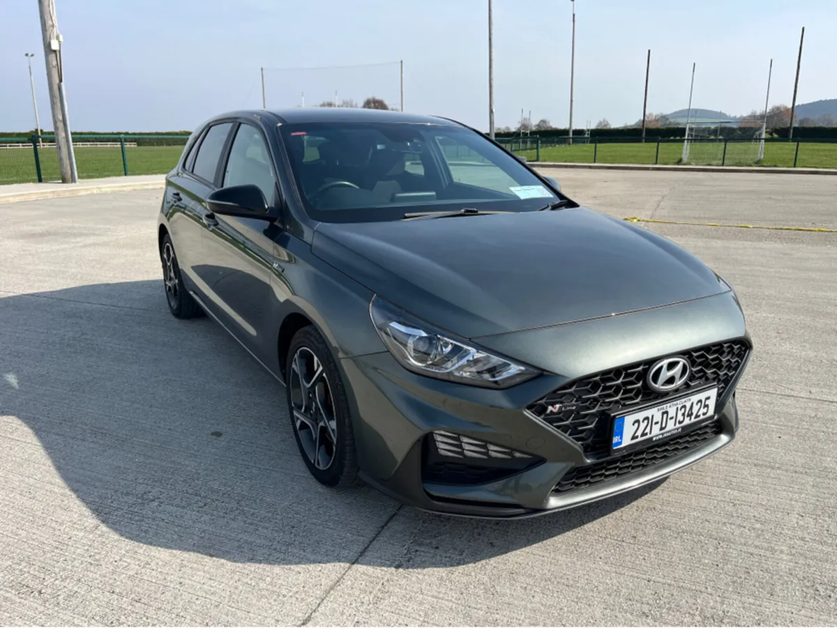 Hyundai i30 I 30 NLINE 5DR PETROL - Image 1