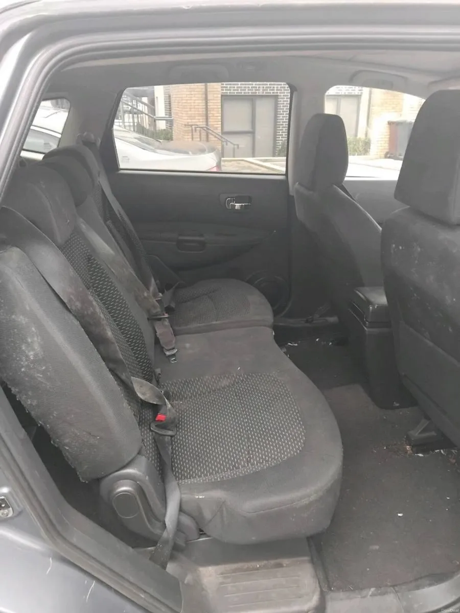 Nissan qashqai +2 - Image 2