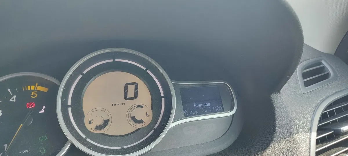 Renault Megane 2011 - Image 4