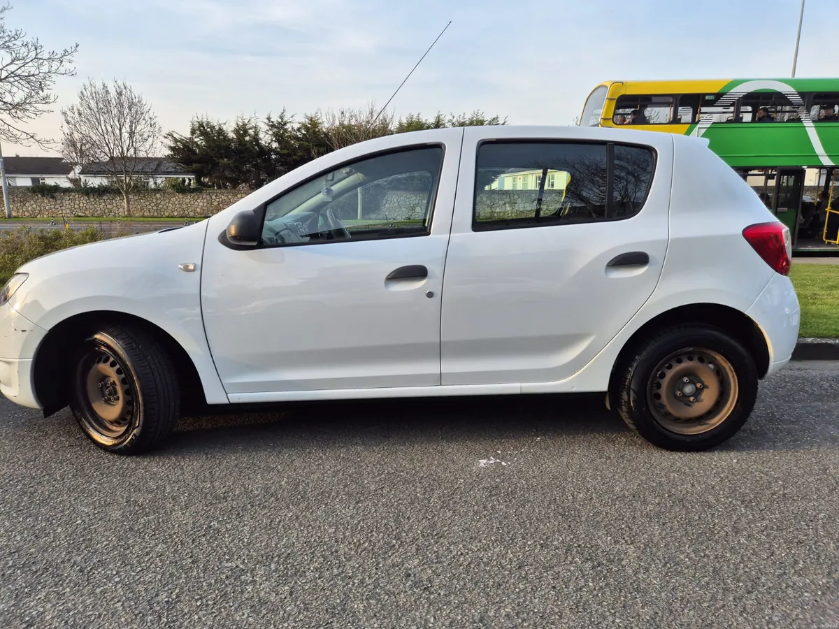 Stunning Dacia Sandero 2015 - Image 2
