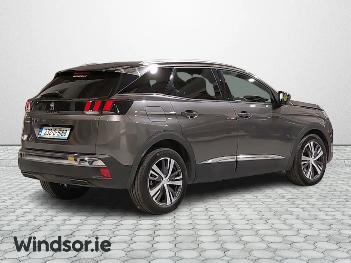 Peugeot 3008 1.2 PureTech 130bhp Auto 6.4 Allure - Image 2