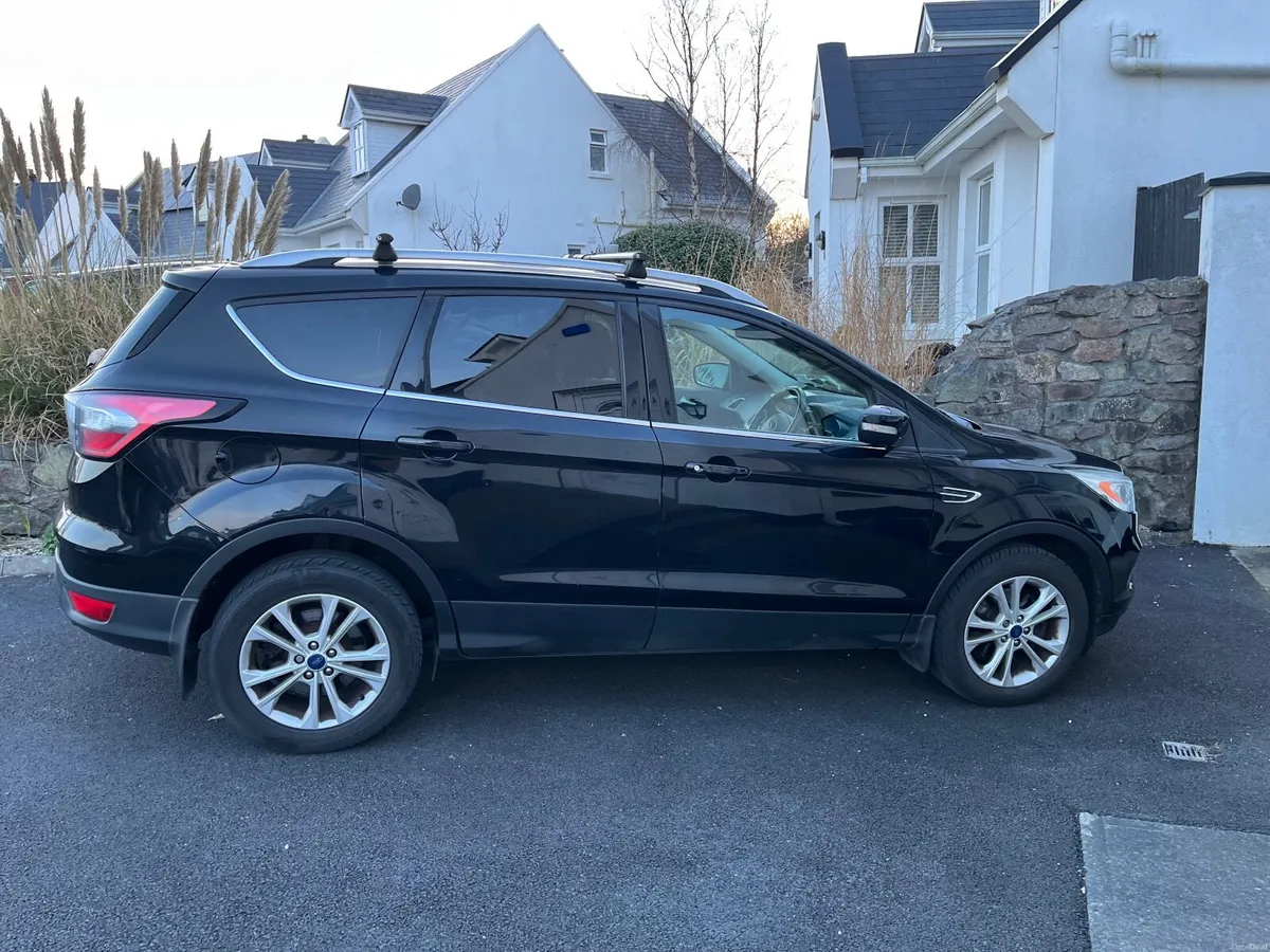 Ford Kuga 2017 - Image 2