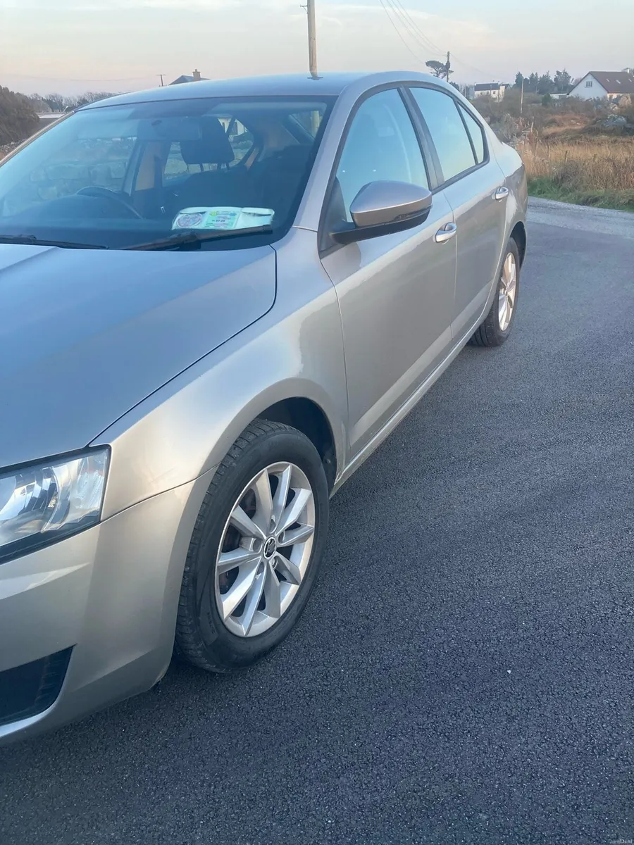 Skoda Octavia automatic - Image 3