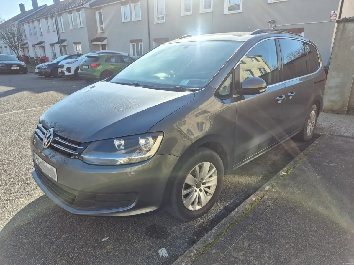 Volkswagen Sharan 2015 - Image 2