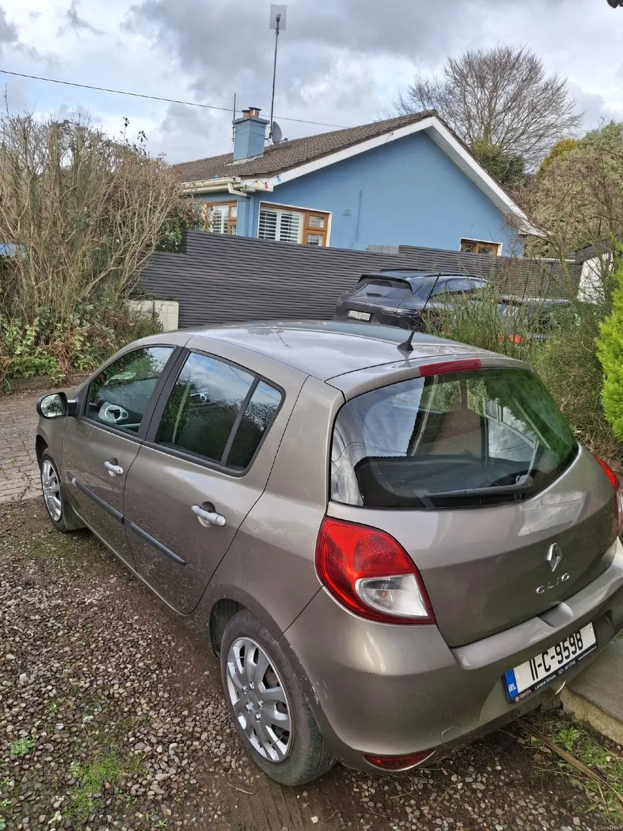 Renault Clio 2011 - Image 4