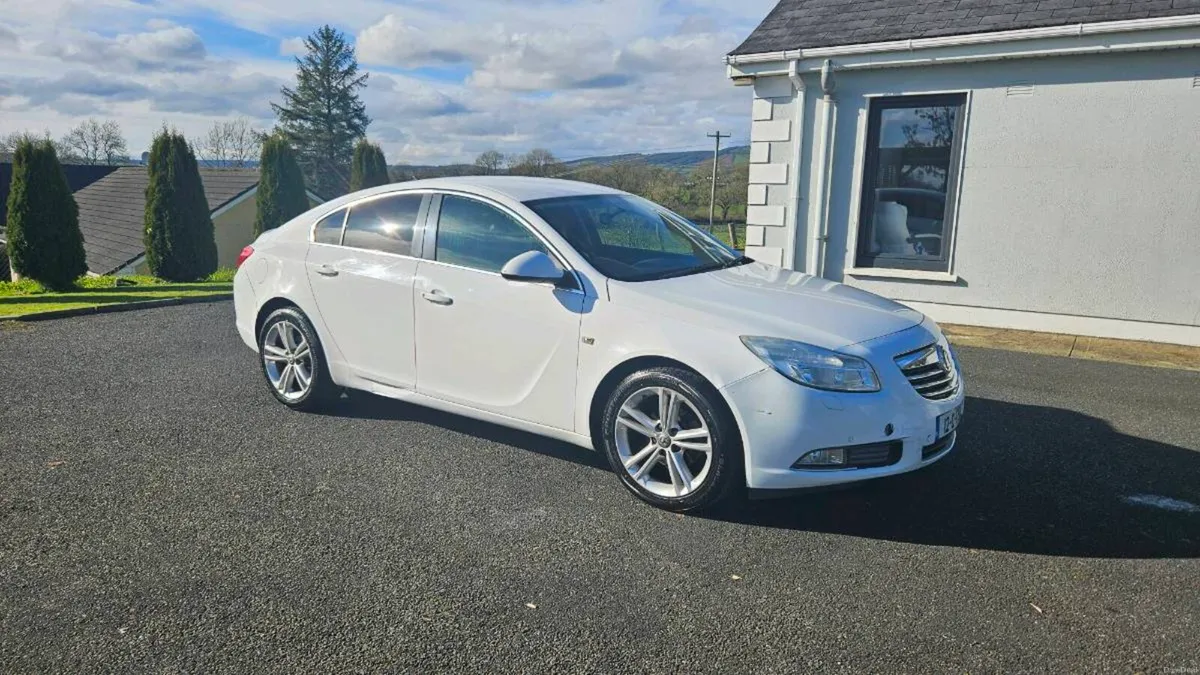 2012 Vauxhall Insignia 2.0 Diesel - Image 1
