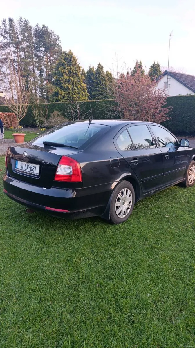 Skoda Octavia 2010 - Image 3