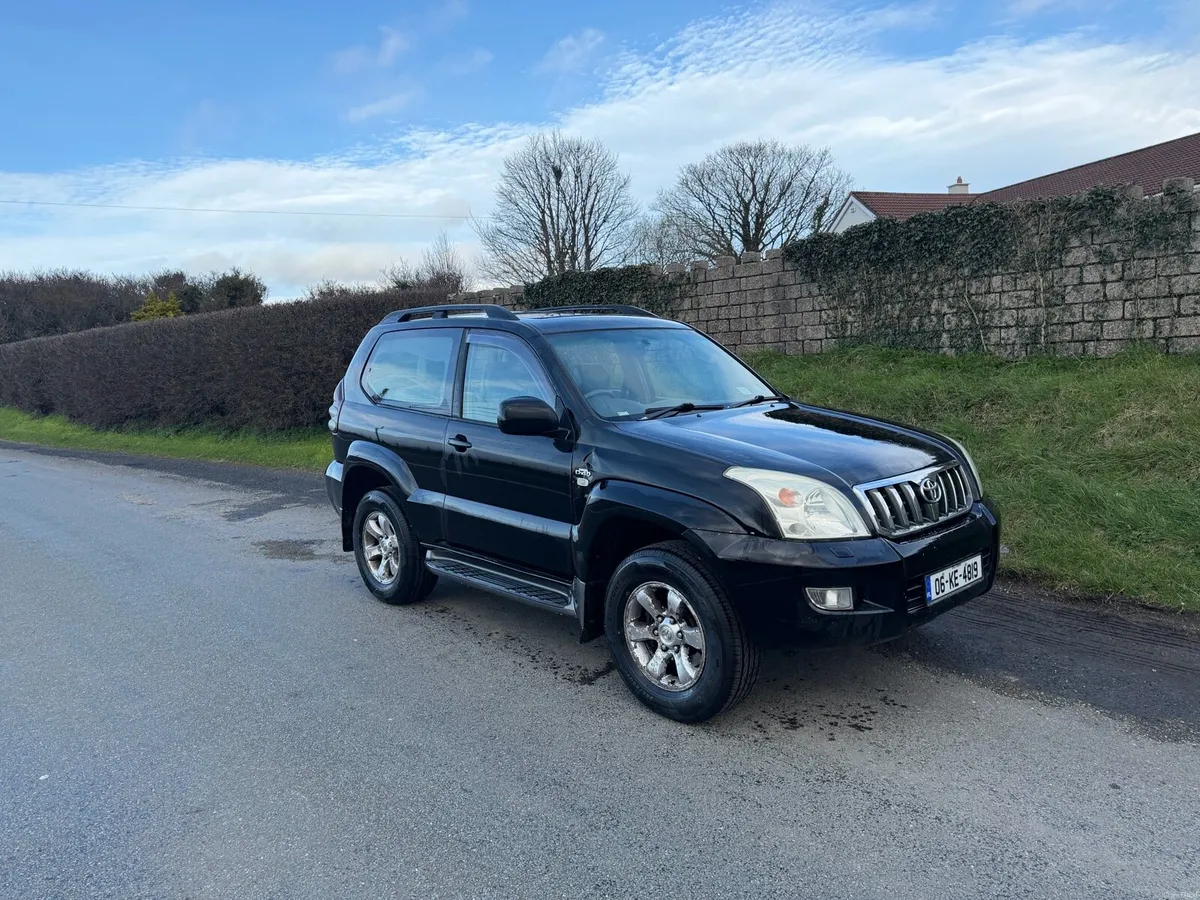 Toyota Landcruiser - Image 3