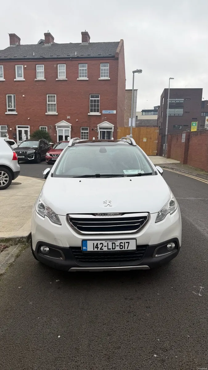 PEUGEOT 2008 1.2 GLASS ROOF - Image 2