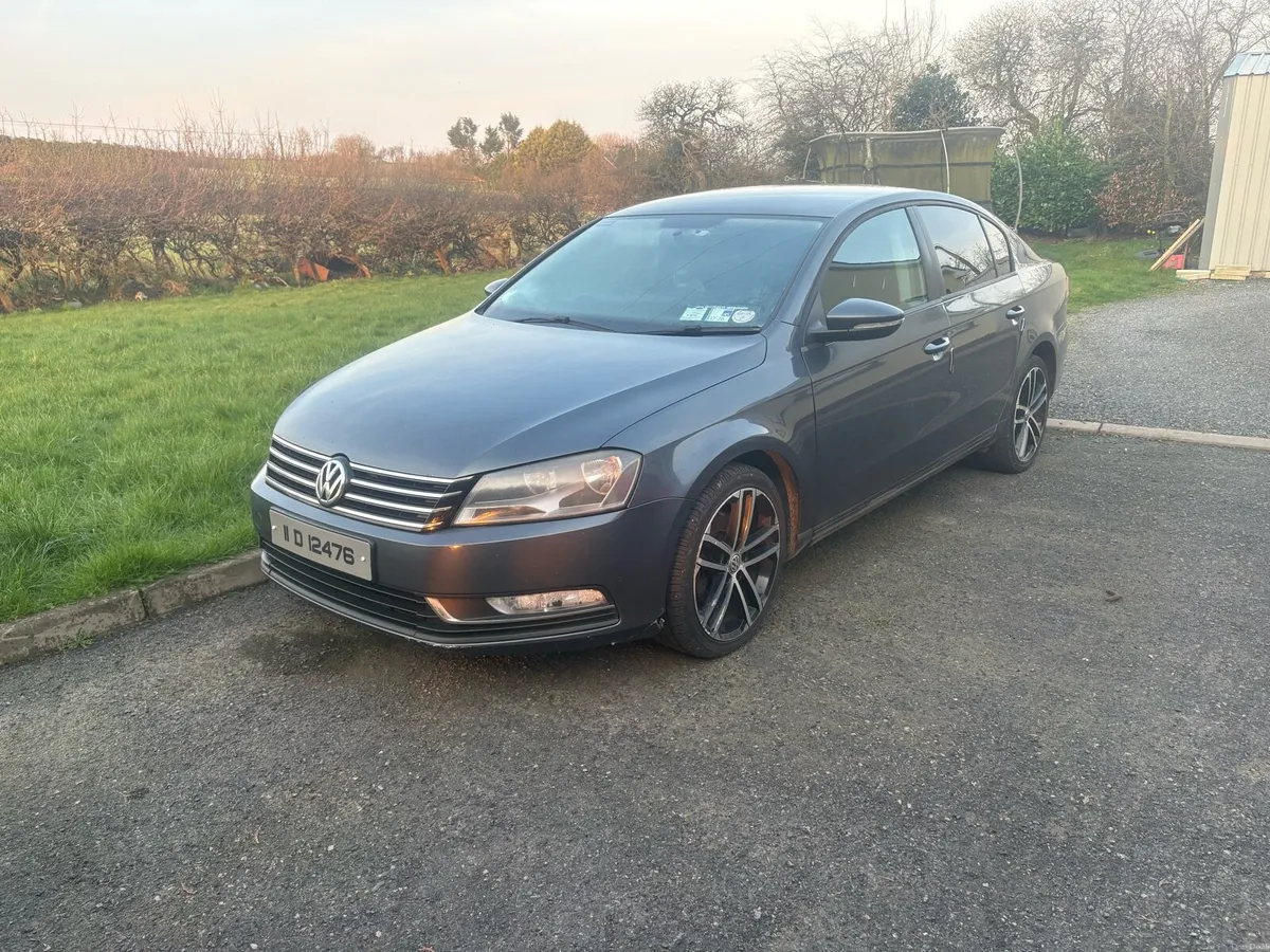 Volkswagen Passat - Image 2