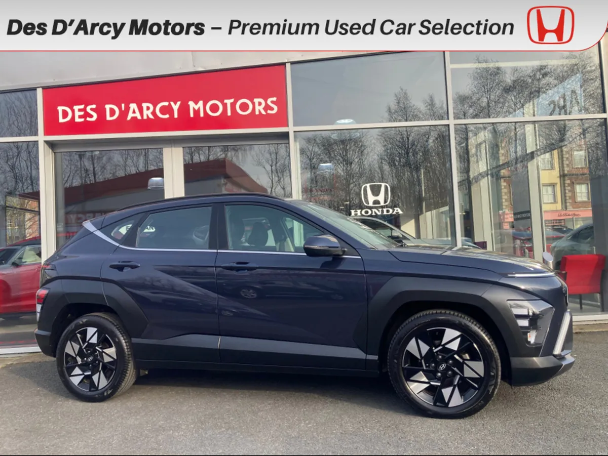 Hyundai KONA ADVANCE HYBRID IMMACULATE CONDITION - Image 3
