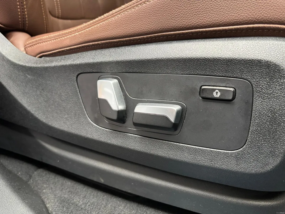 BMW X5 €49950 2020 BMW X5 M-Sport 45e Pan Roof/ Fu - Image 4