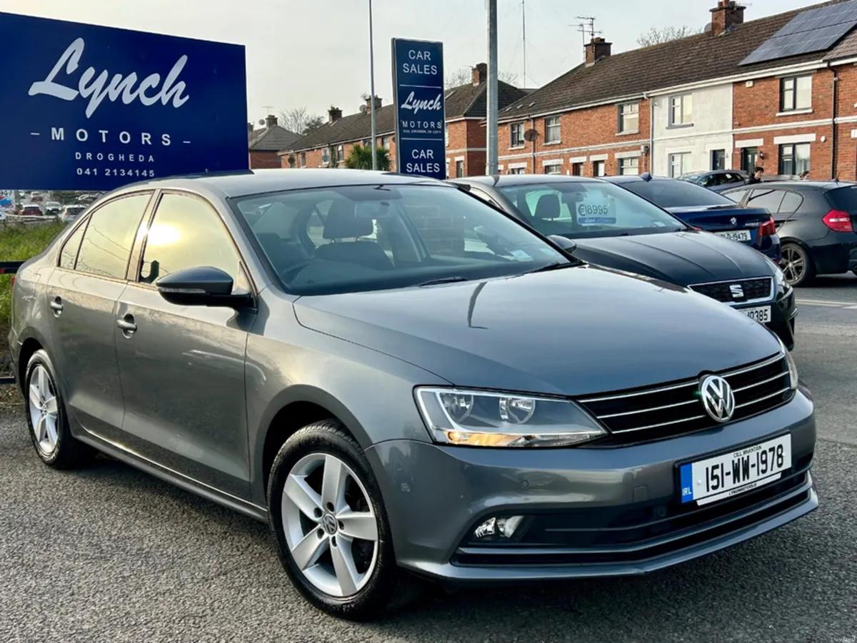 Volkswagen Jetta CL 1.2 TSI MANUAL 6SPEED FWD 105H - Image 3