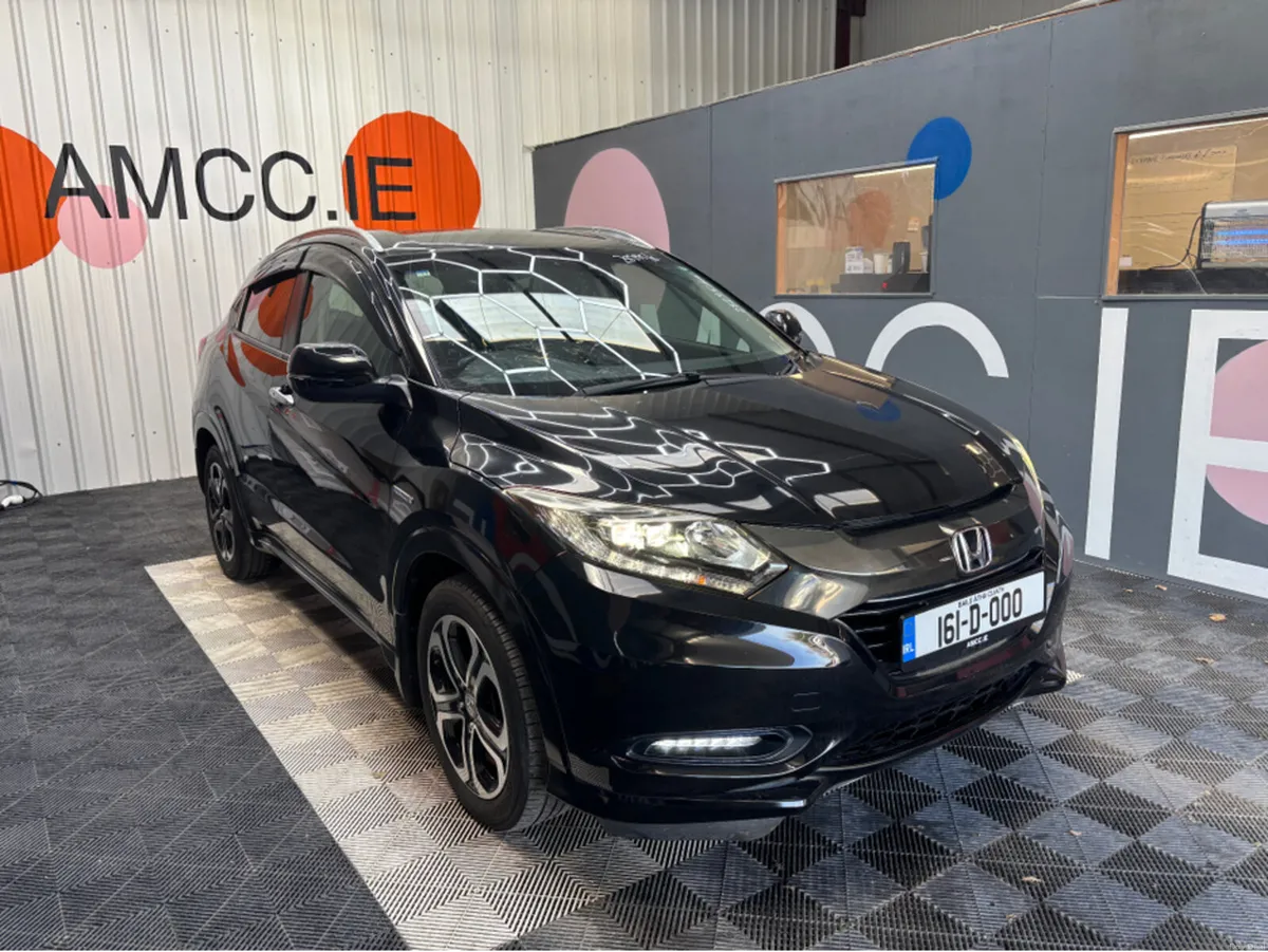 Honda Vezel €16950 2016 HONDA VEZEL Heated leather - Image 1