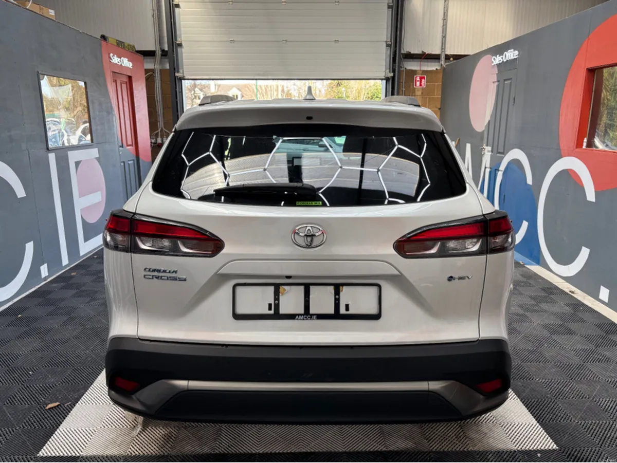 Toyota Corolla Cross €32950! 2024 Corolla Cross 36 - Image 3
