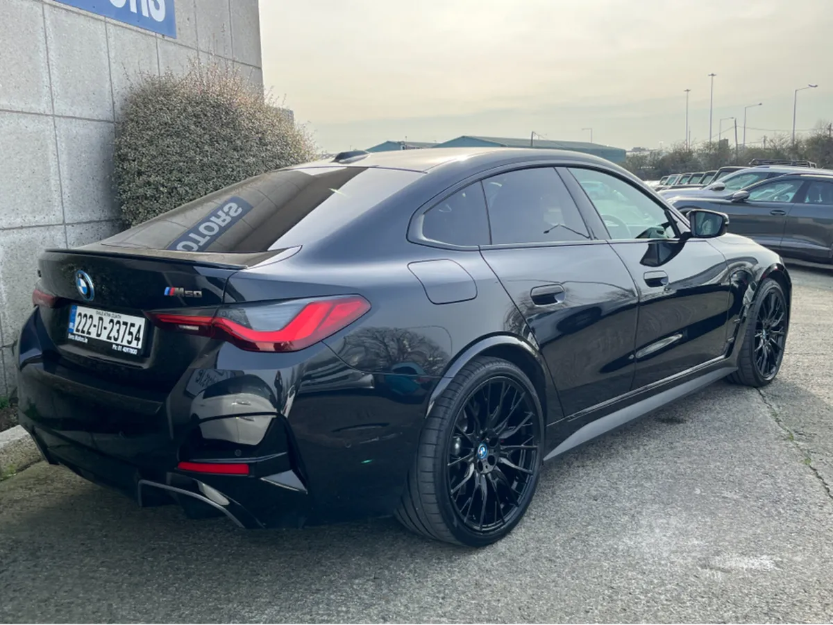 BMW i4 M50 M-SPORT 540BHP //HIGH SPEC//FULL ELECTR - Image 4