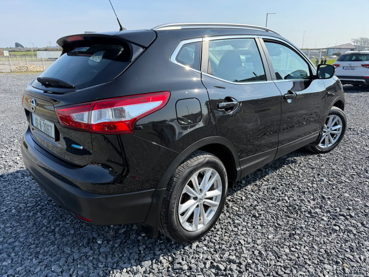2016 Nissan Qashqai 1.5 Diesel High Spec - Image 3