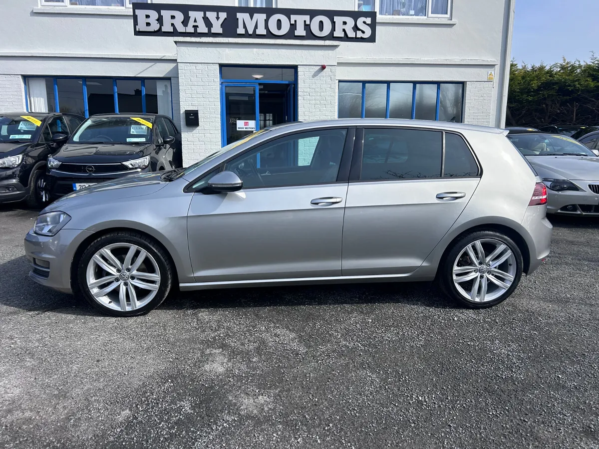 2016 VW GOLF 1.6TDI HIGHLINE LOW KMS HIGH SPEC - Image 3