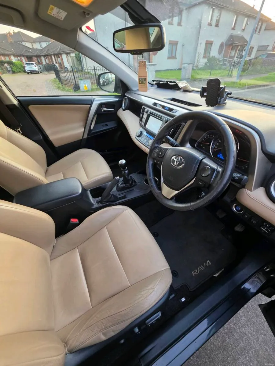 Toyota Rav 4 SOL - Image 4