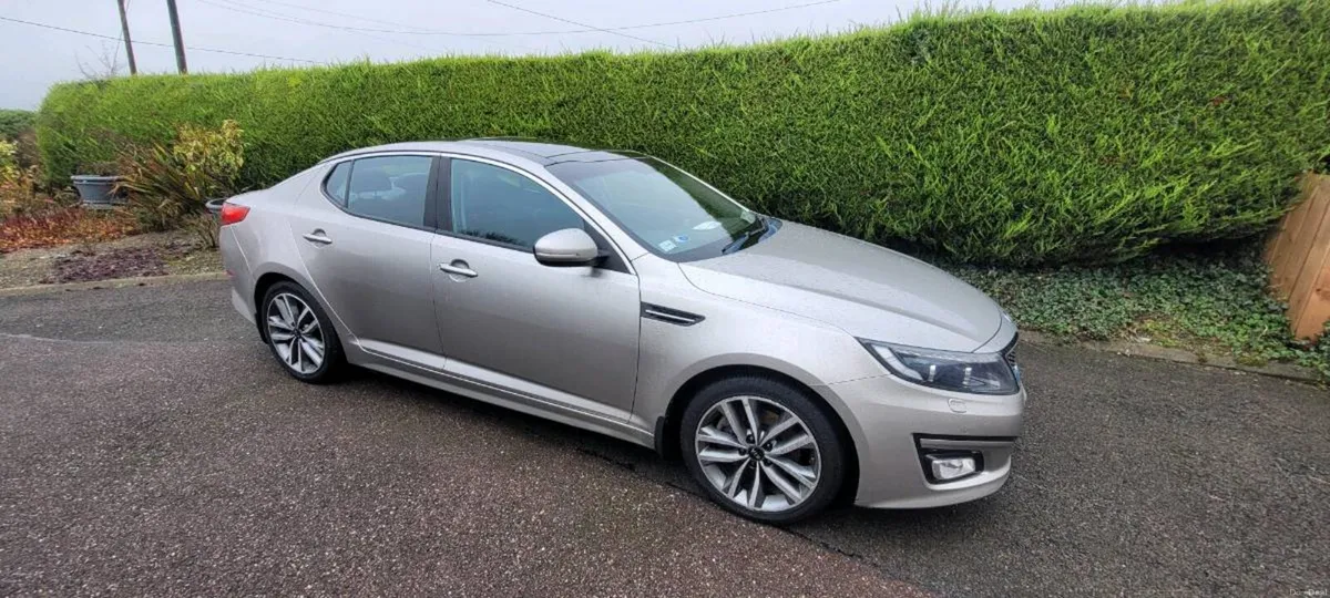 2015 Kia Optima 1.7D Platinum - Image 2