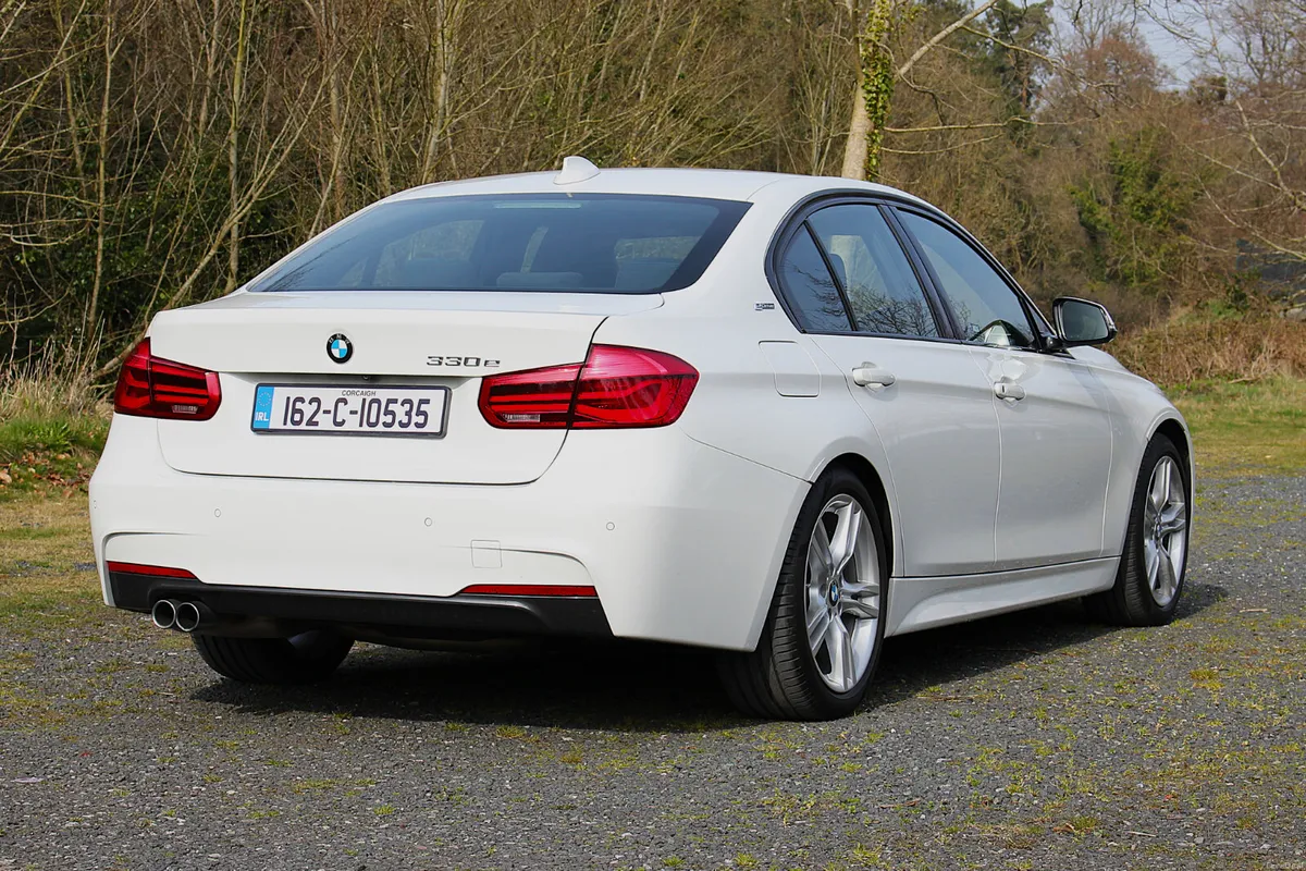 BMW 330E M-SPORT+/F.S.H./1 OWNER/NEW NCT/ONLY 47KM - Image 3