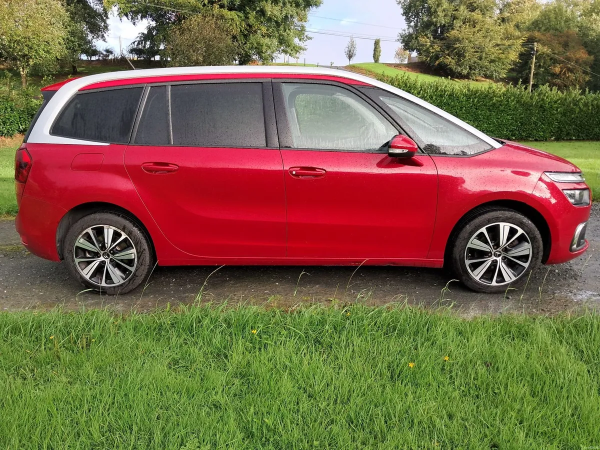 191 C4 SPACETOURER 1.2L AUTOMATIC 7 SEATER - Image 4