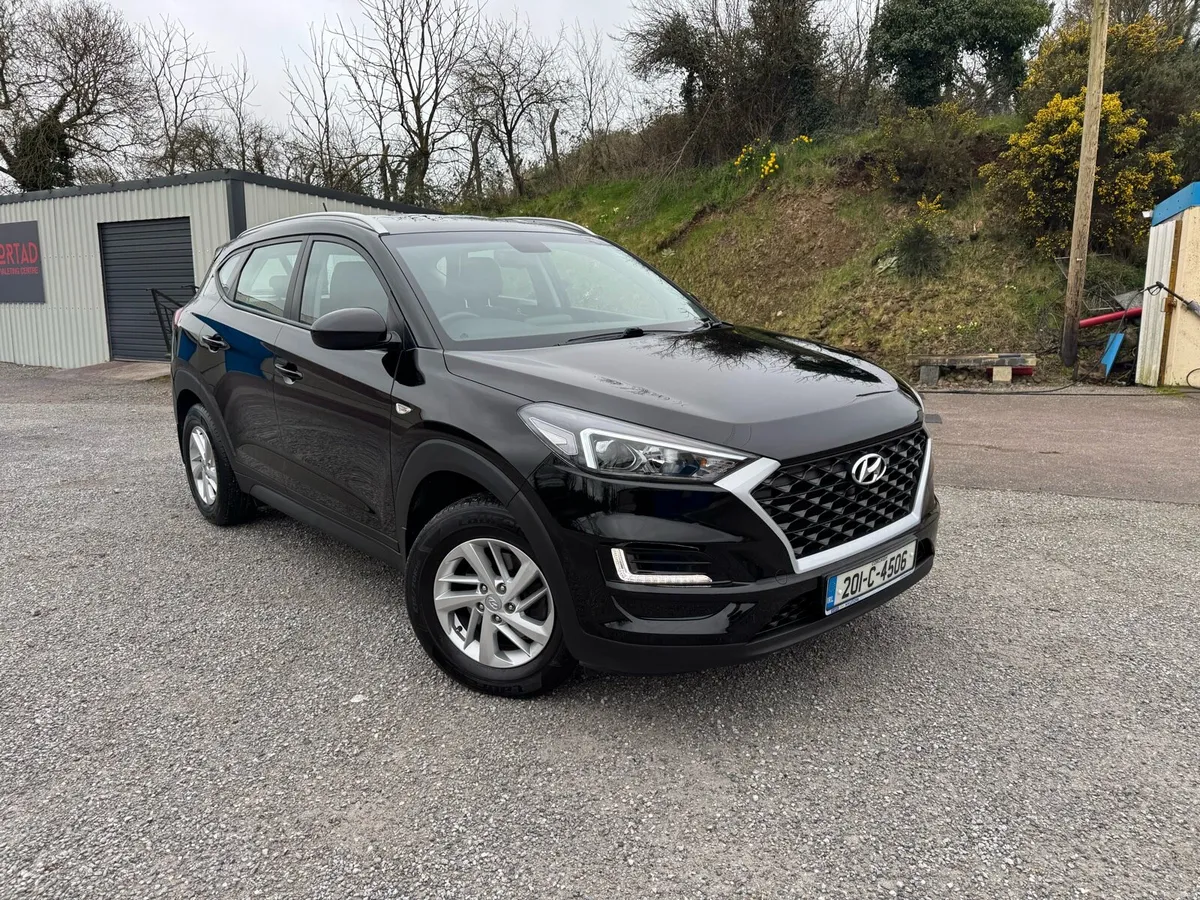 201 Hyundai Tuscon Low Kms - Image 4