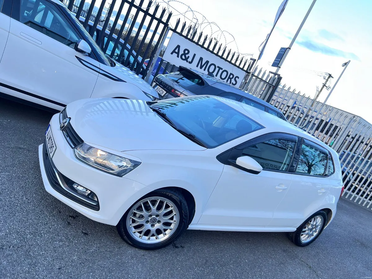 15 VW POLO AUTOMATIC LOW KLM - Image 2