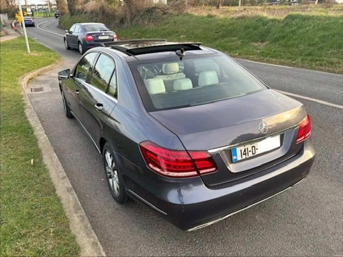 Mercedes-Benz E-Class 2014 - Image 4