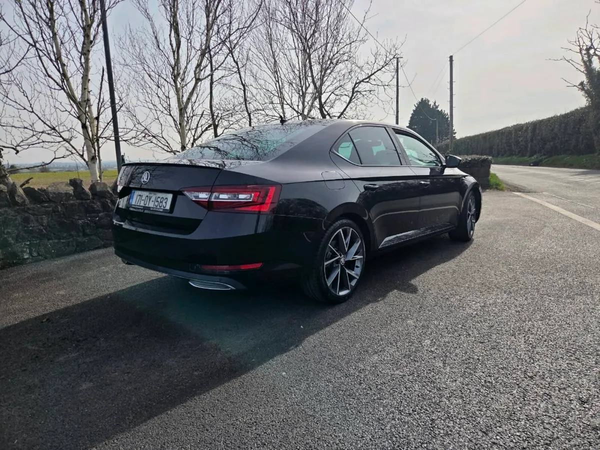 2017 Skoda Superb Sportline Automatic - Image 3