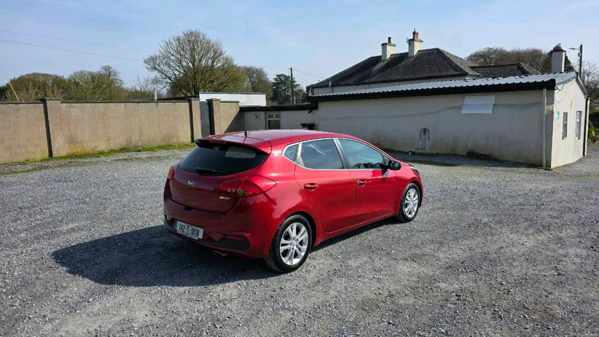 2014(142) Kia Ceed Dynamic 1.6 Diesel 5 door - Image 4