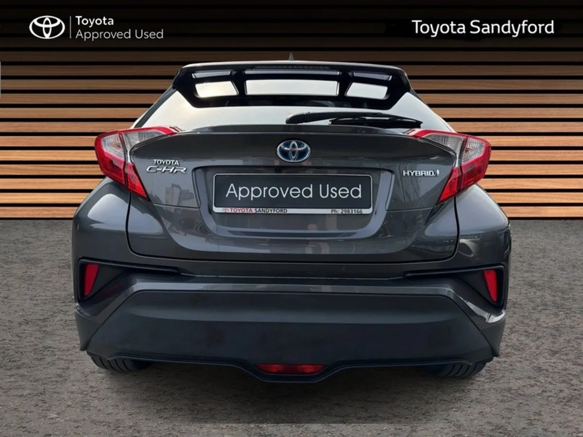 Toyota C-HR HYBRID SPORT // REAR CAMERA // BLUETOO - Image 4