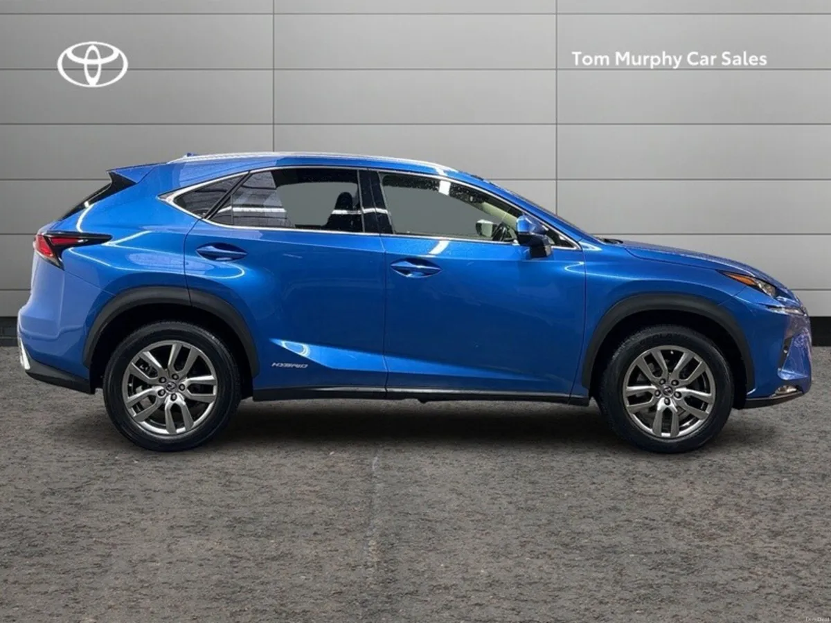 Lexus NX NX 300H FWD EXECUTIVE (CAR PLAY STD) - Image 3