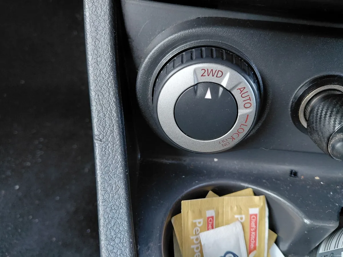 4x4,nct today3/27,only 98 miles,NO OFFERS pls. - Image 4