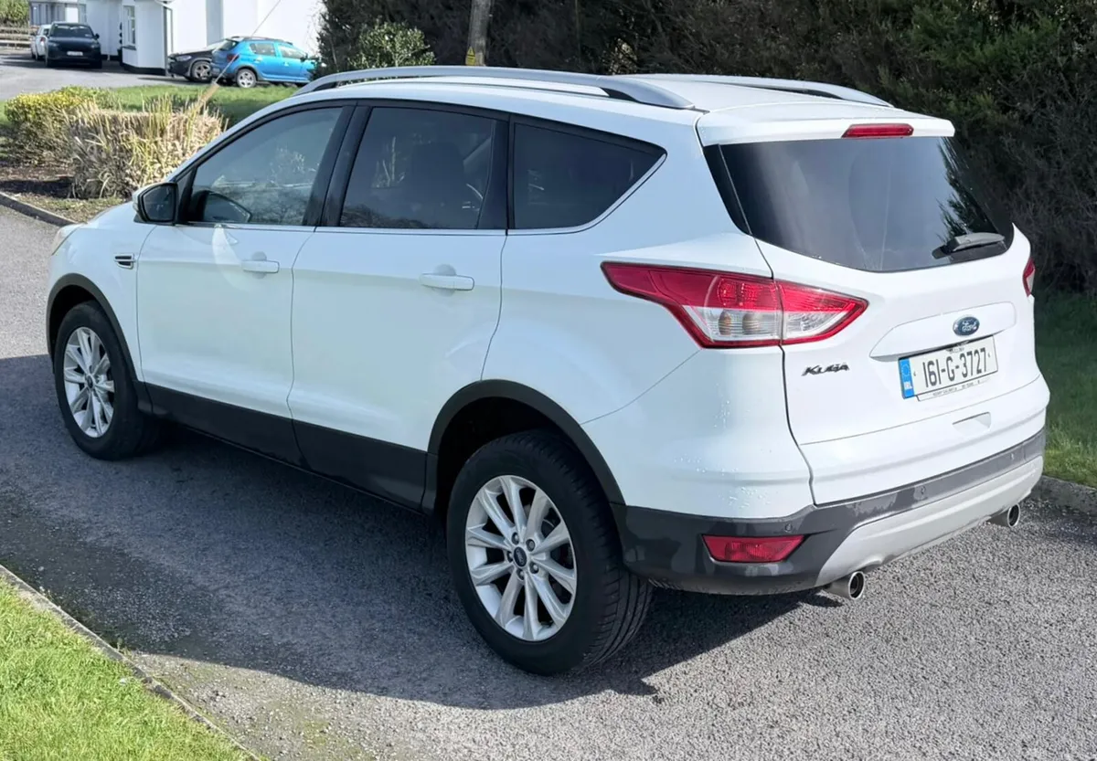 Ford Kuga 2016 IMMACULATE - Image 4