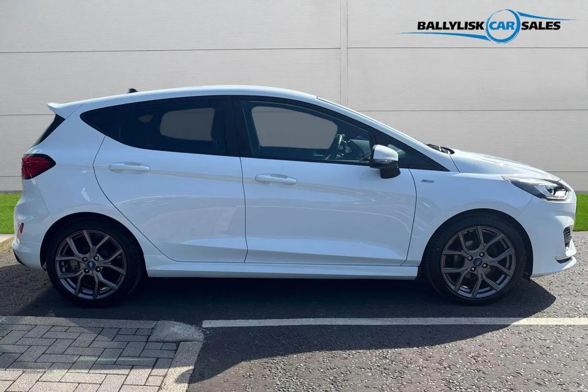 Ford Fiesta 1.0T 100PS ST-Line in White with 27K - Image 3
