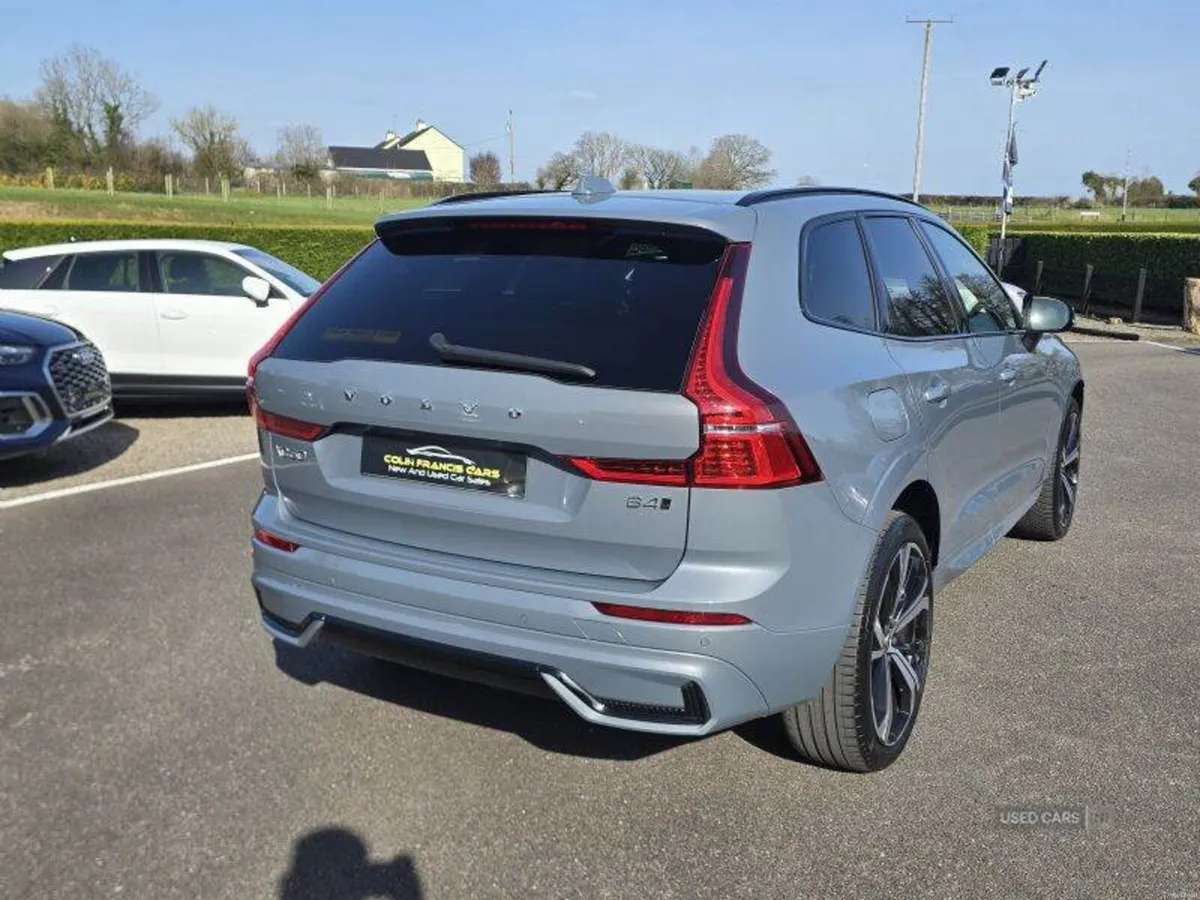 Volvo XC60 R-DESIGN - Image 4