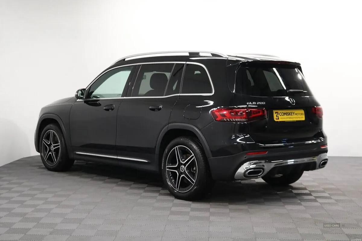 Mercedes-Benz GLB 200 MHEV AMG Line - Image 4