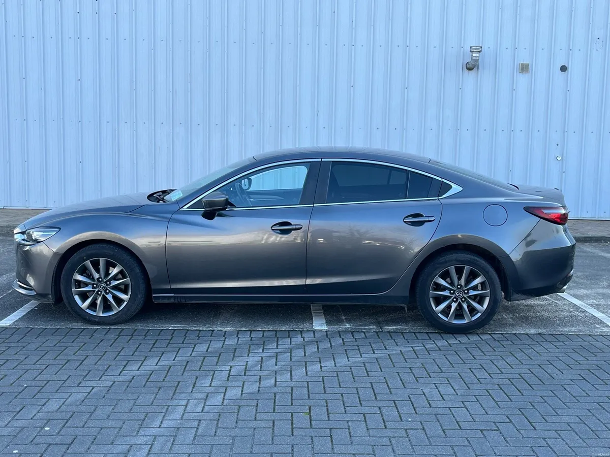 2019 Mazda6, Executive Model, 1 Previous Owner - Image 4