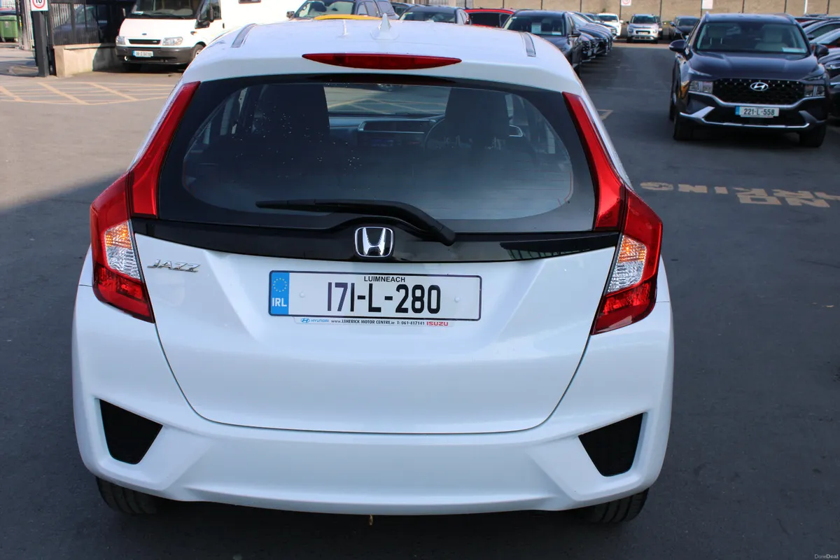 Honda Jazz 2017 - Image 4