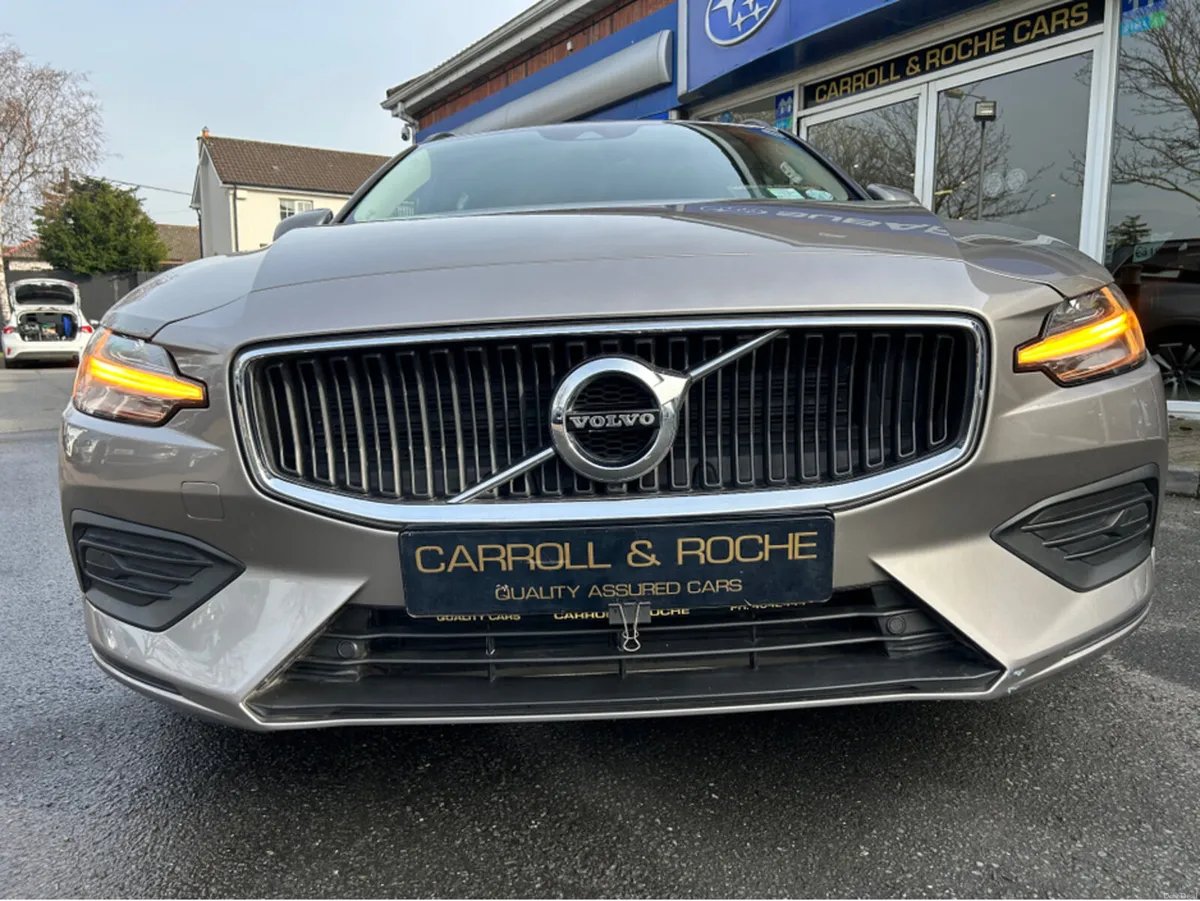 Volvo V60 **NEW MODEL** 2.0 D3 MOMENTUM 150BHP 5DR - Image 4